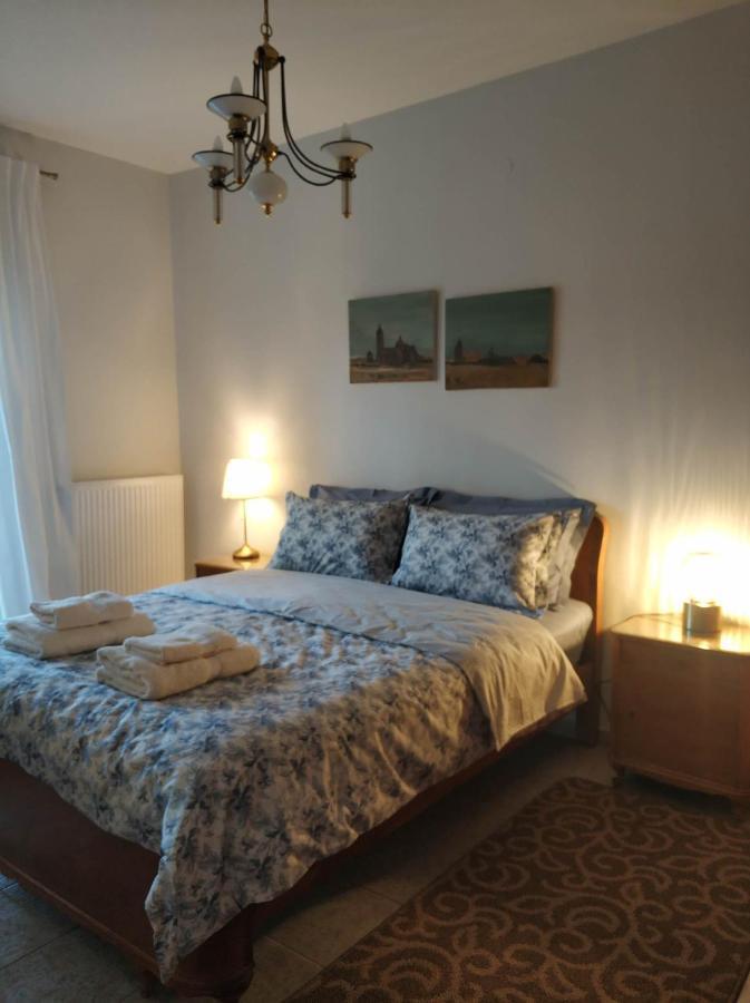 Polys Apartment And Paraskevi Studio With View プトレマイス エクステリア 写真