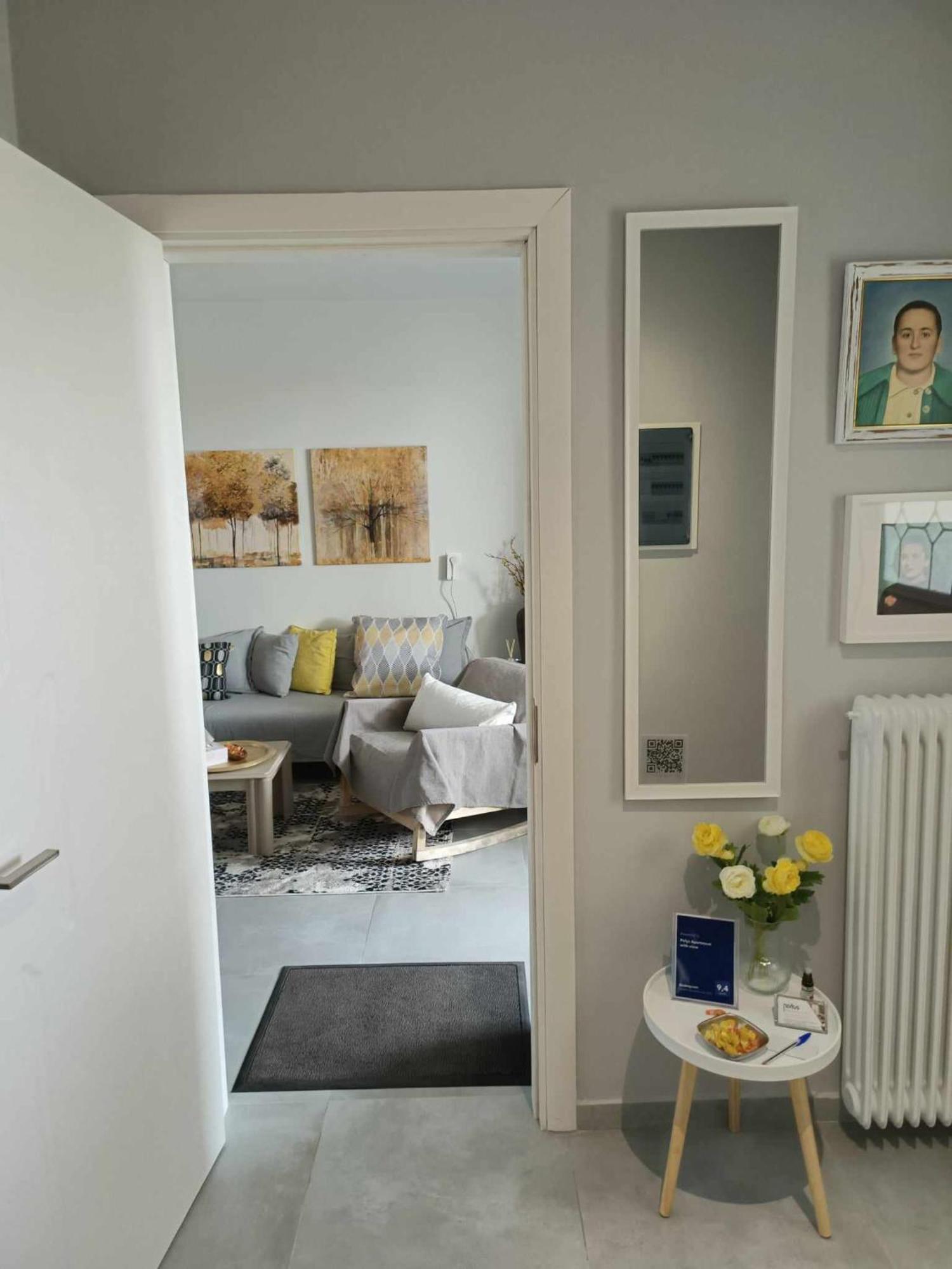 Polys Apartment And Paraskevi Studio With View プトレマイス エクステリア 写真
