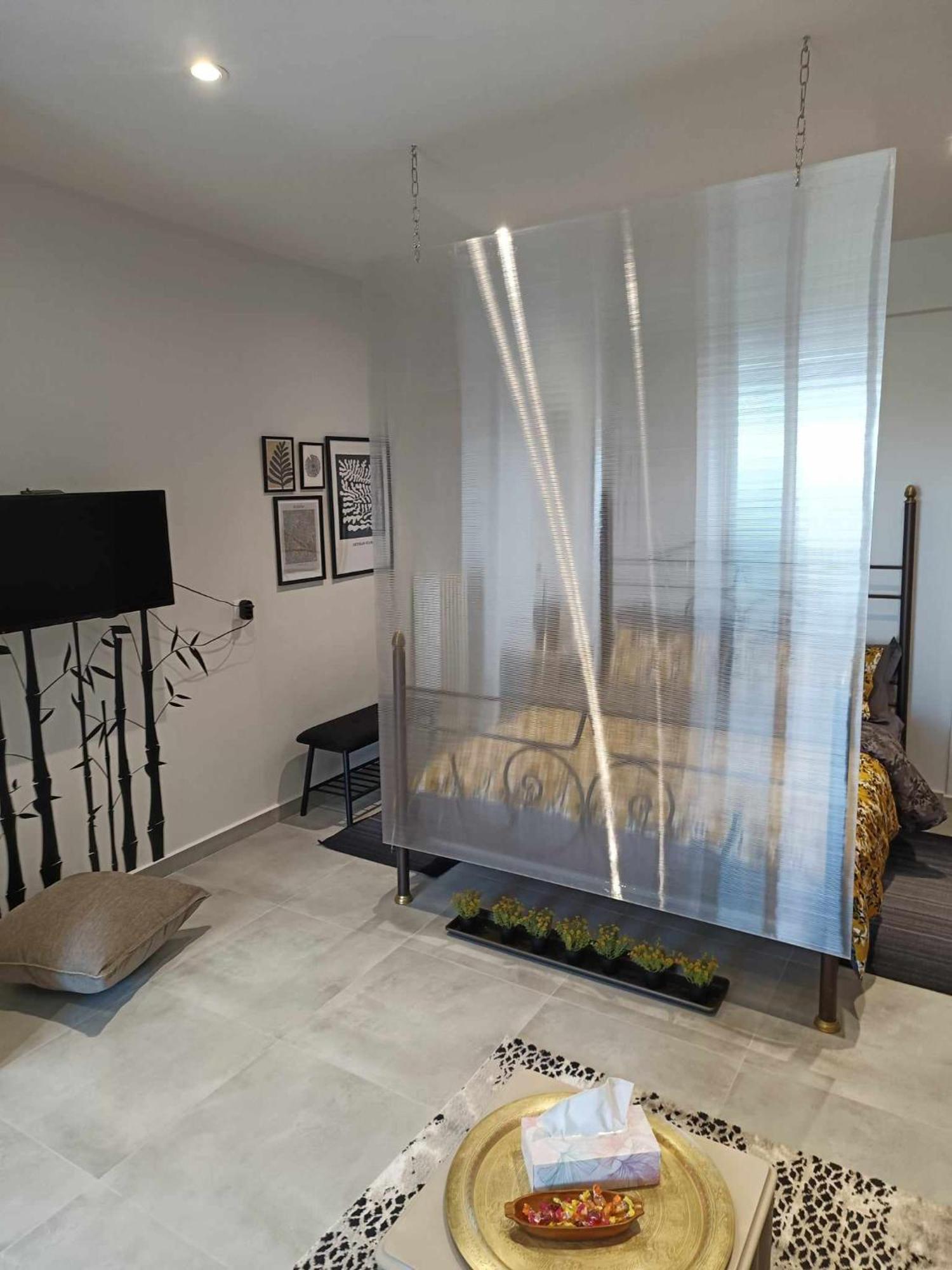 Polys Apartment And Paraskevi Studio With View プトレマイス エクステリア 写真