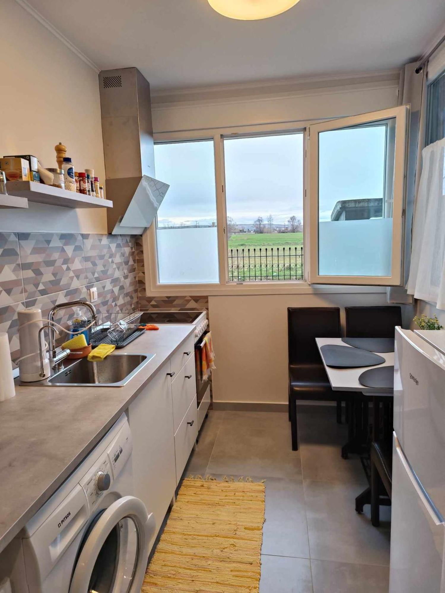 Polys Apartment And Paraskevi Studio With View プトレマイス エクステリア 写真